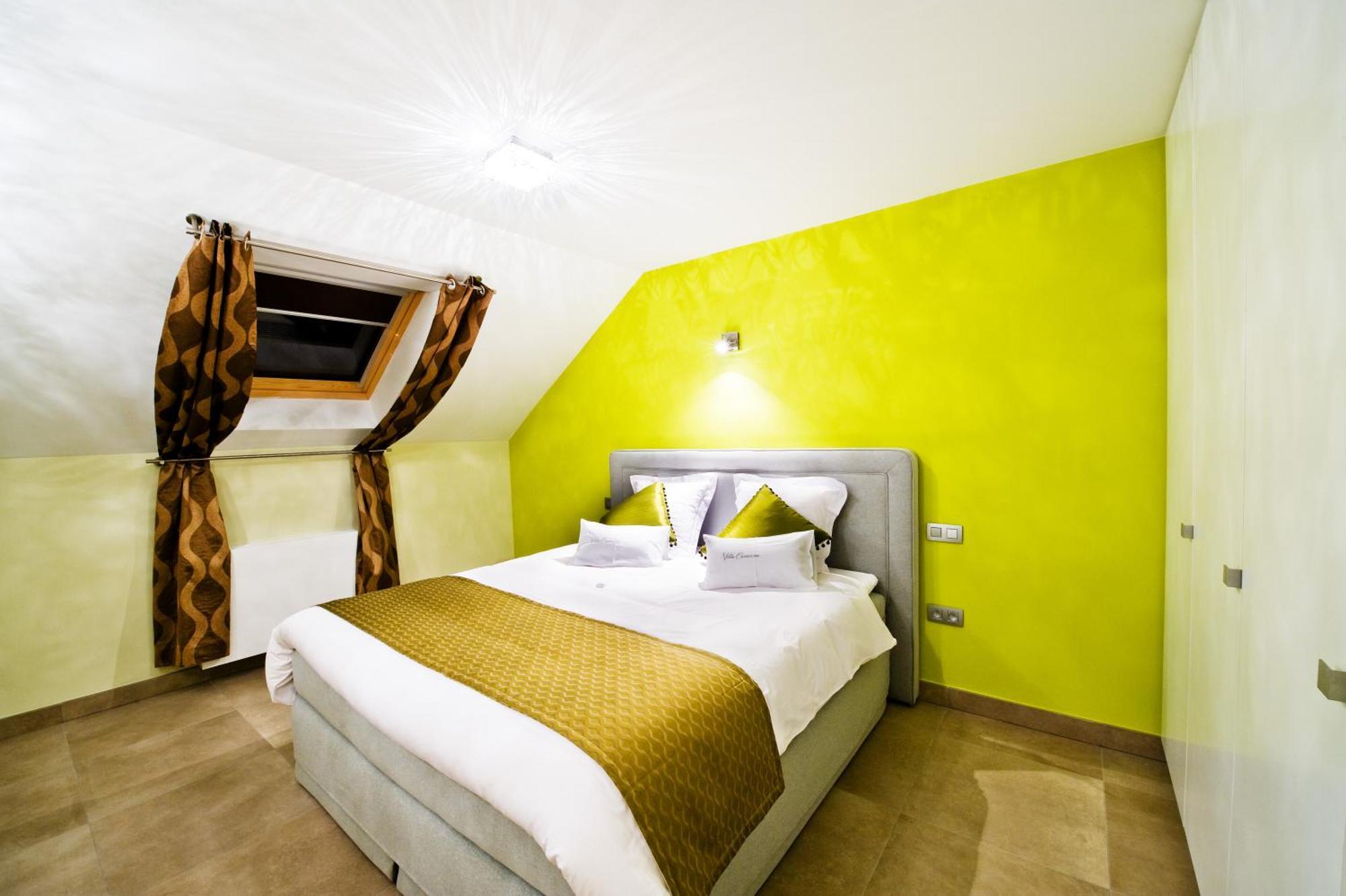 B&B Villa Curtricias Kortessem Exteriör bild