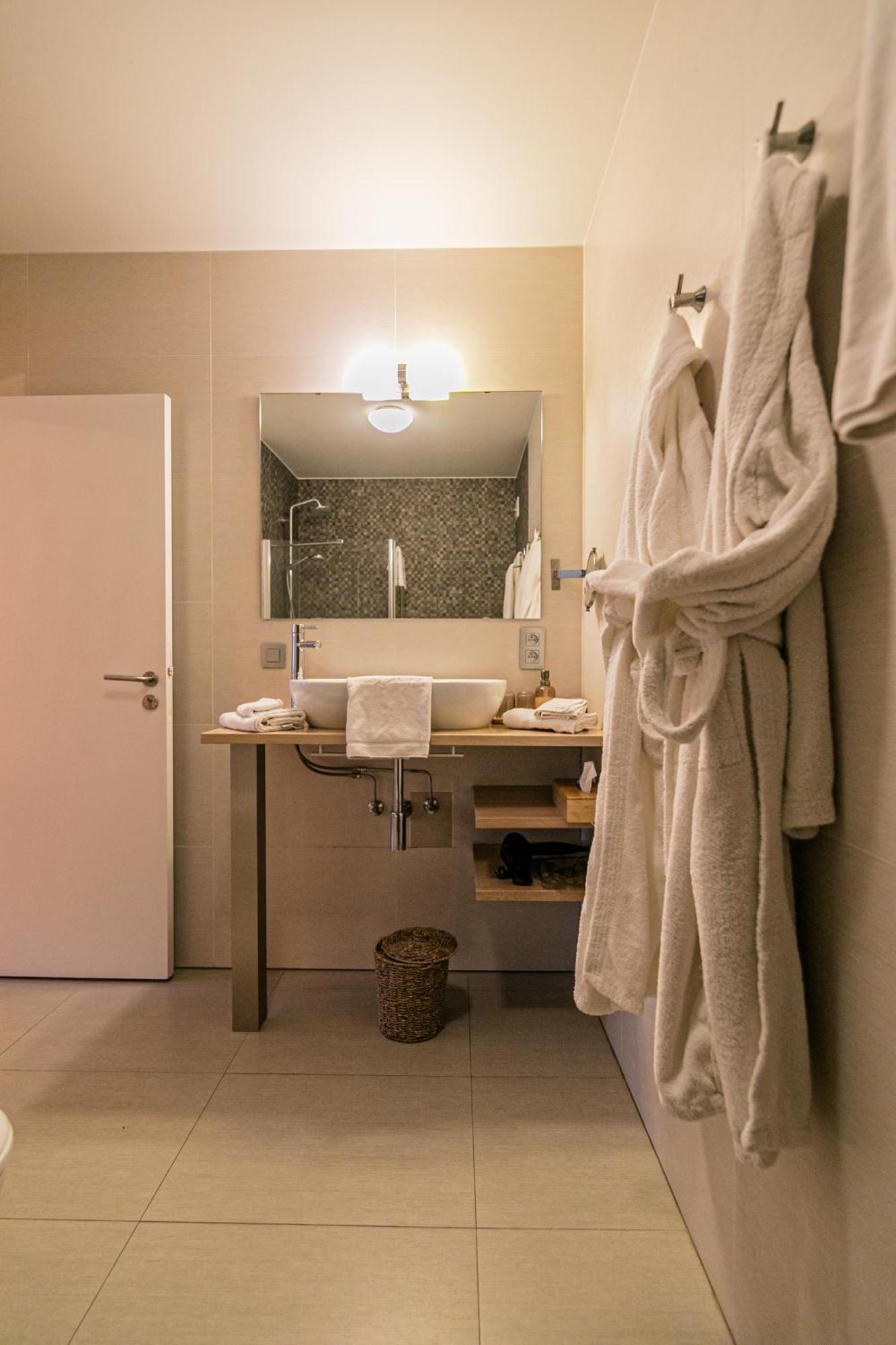 B&B Villa Curtricias Kortessem Exteriör bild